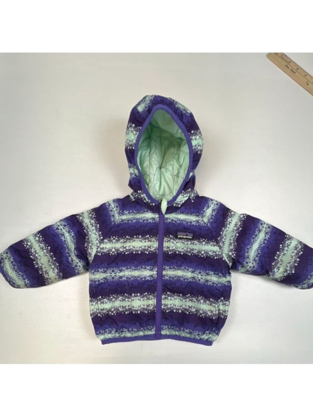 Patagonia Toddler Girls 2T Puff Jacket Hooded Purple Mint Floral Striped